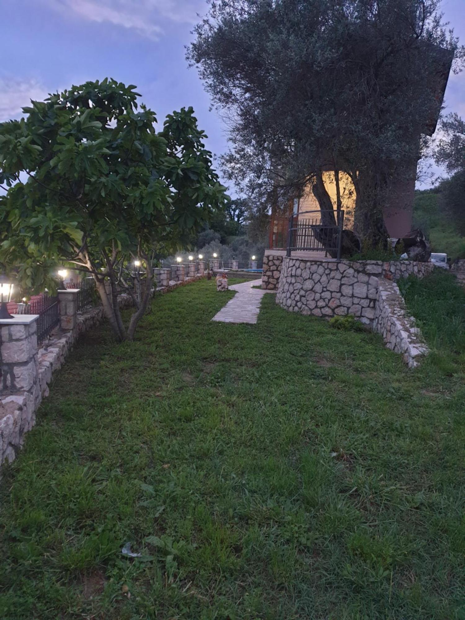 Rustic Villas Barlovic Улцинь Екстер'єр фото